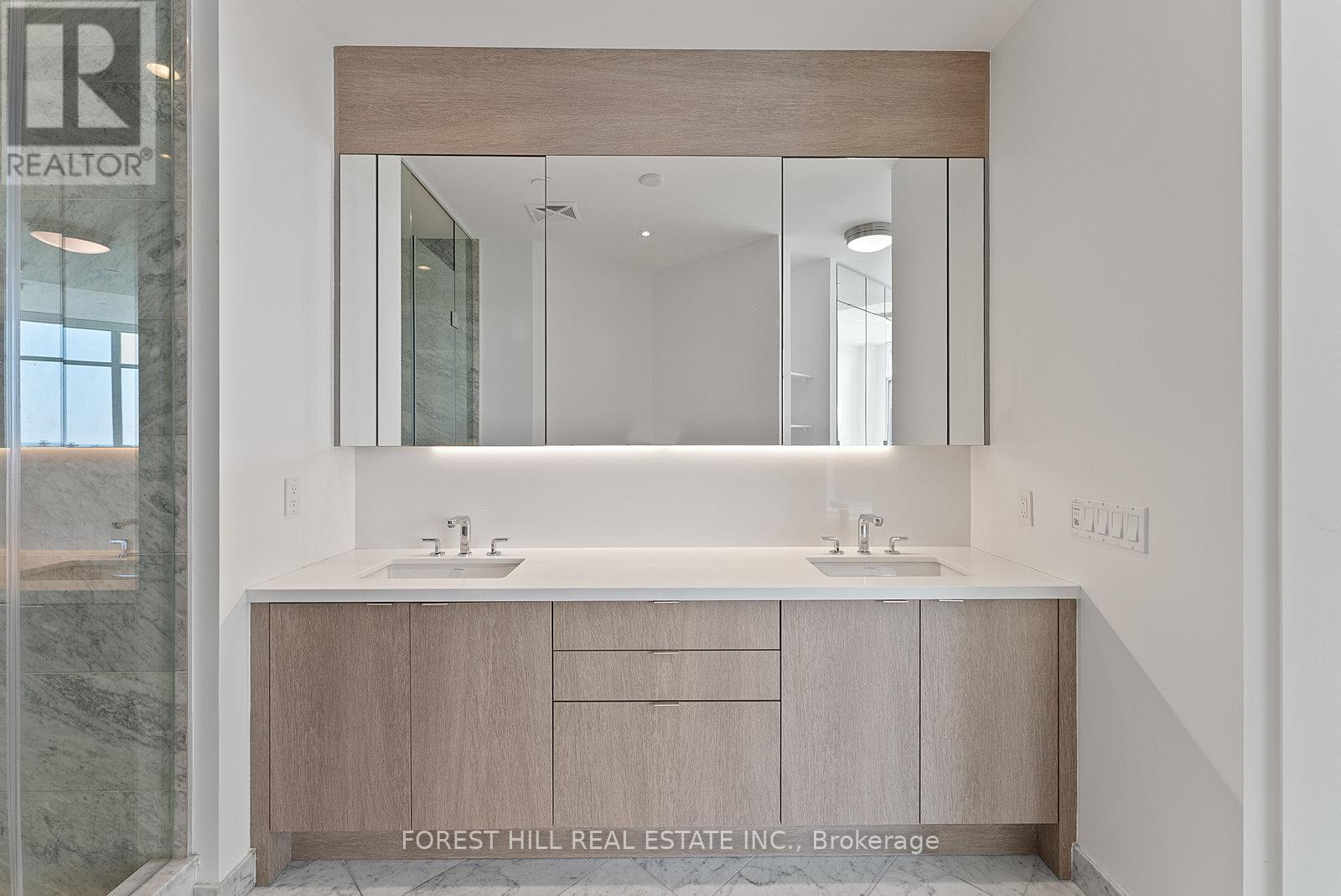 Sph #07 - 1 Edgewater Drive, Toronto, Ontario  M5A 0L1 - Photo 25 - C12576430