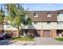 32 Jenny Wrenway, Toronto (Hillcrest Village), Ca