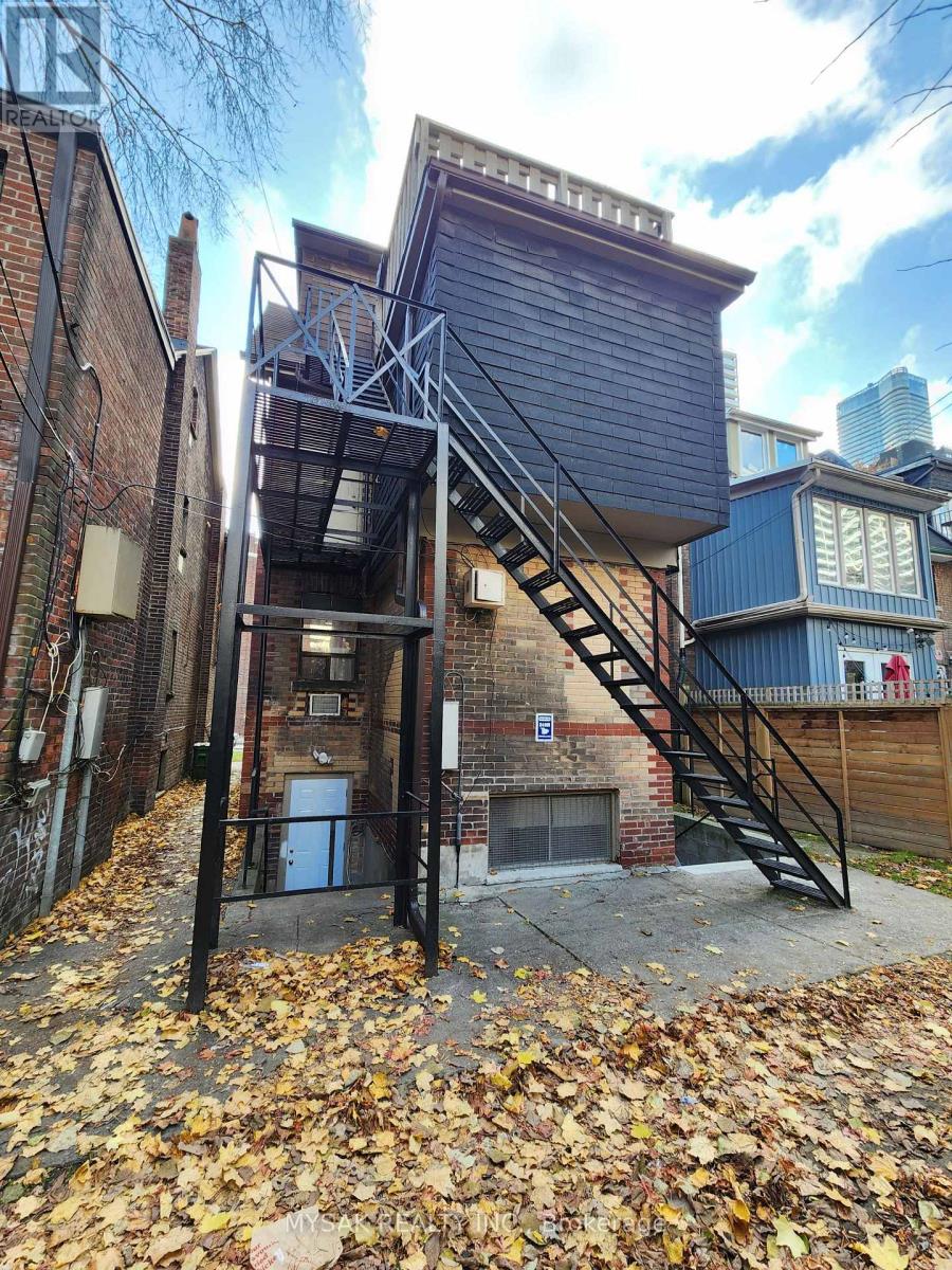 50-52 Dundonald Street, Toronto, Ontario  M4Y 1K2 - Photo 23 - C12576442