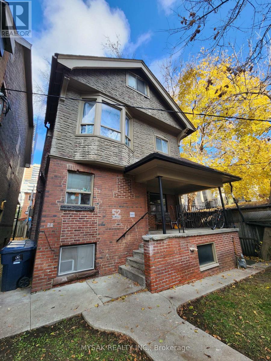 52 Dundonald Street, Toronto, Ontario  M4Y 1K2 - Photo 2 - C12576464