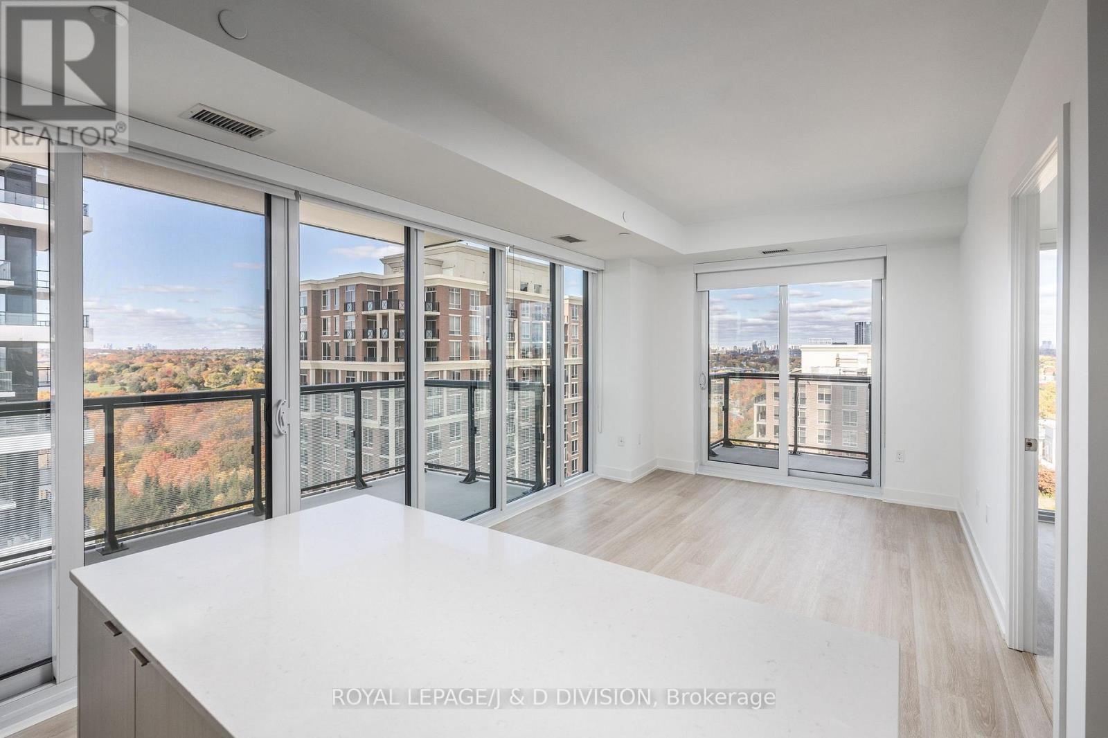 1837 - 20 INN ON THE PARK DRIVE, Toronto, Ontario