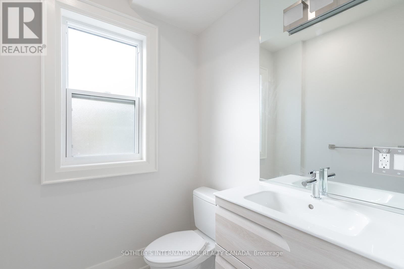 3 - 820 St. Clair Avenue W, Toronto, Ontario M6C 1B6 - Photo 10 - C12576476