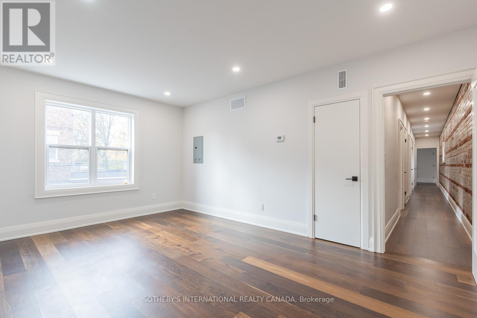 3 - 820 St. Clair Avenue W, Toronto, Ontario M6C 1B6 - Photo 3 - C12576476