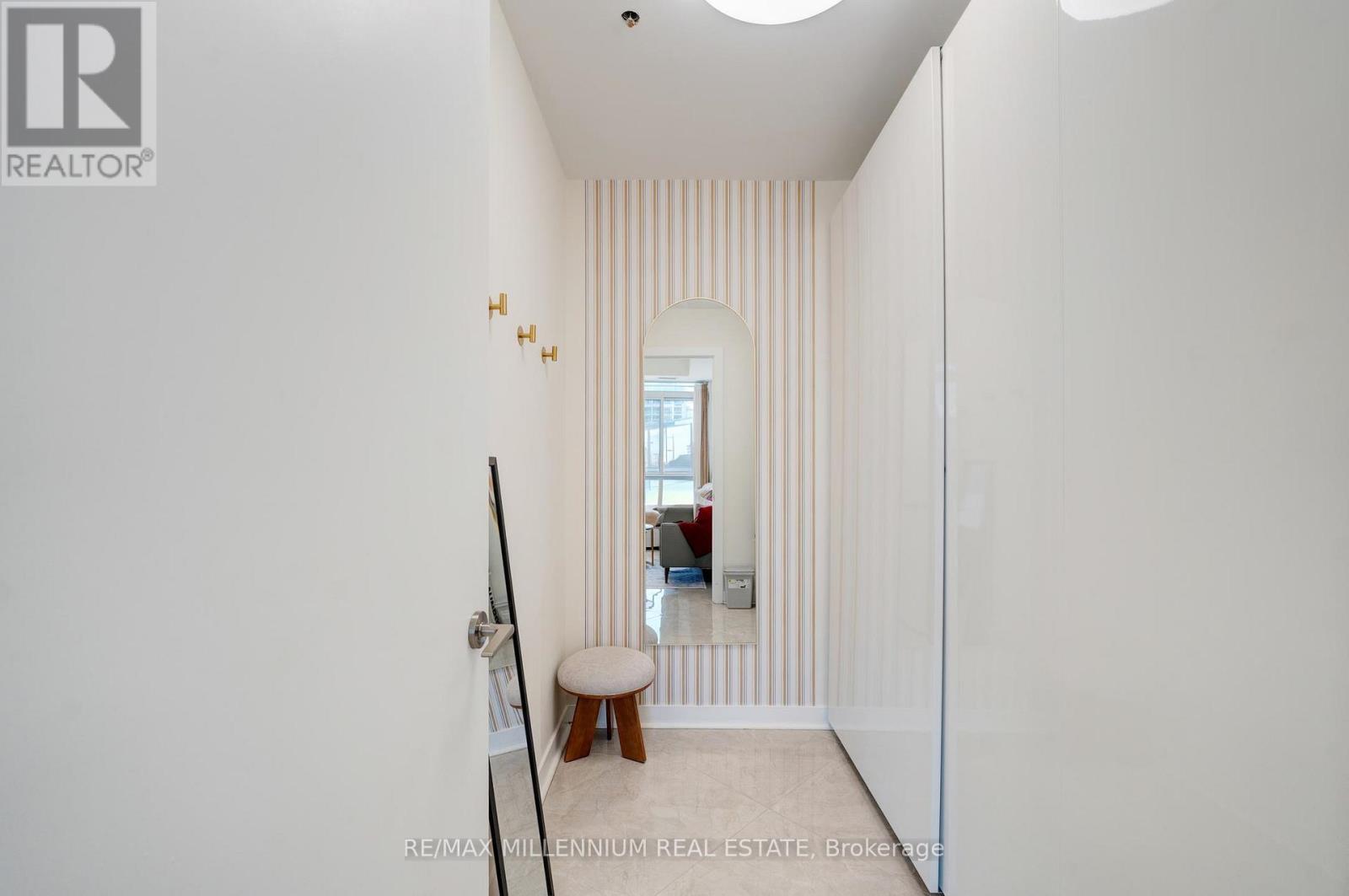 802 - 20 Bruyeres Mews, Toronto, Ontario  M5V 0G8 - Photo 22 - C12576542