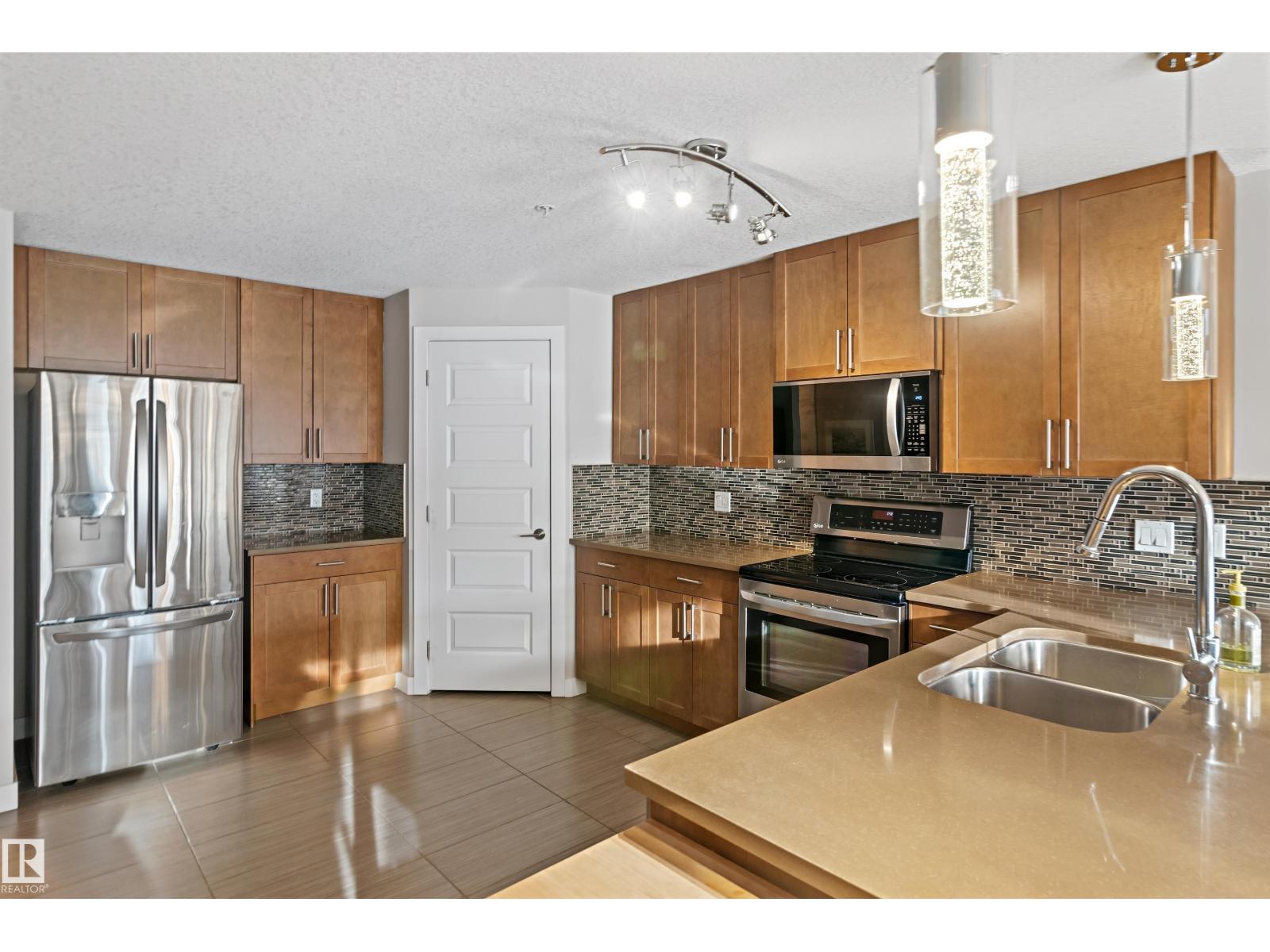 #101 5151 Windermere Bv Nw, Edmonton, Alberta  T6W 2K4 - Photo 1 - E4466214