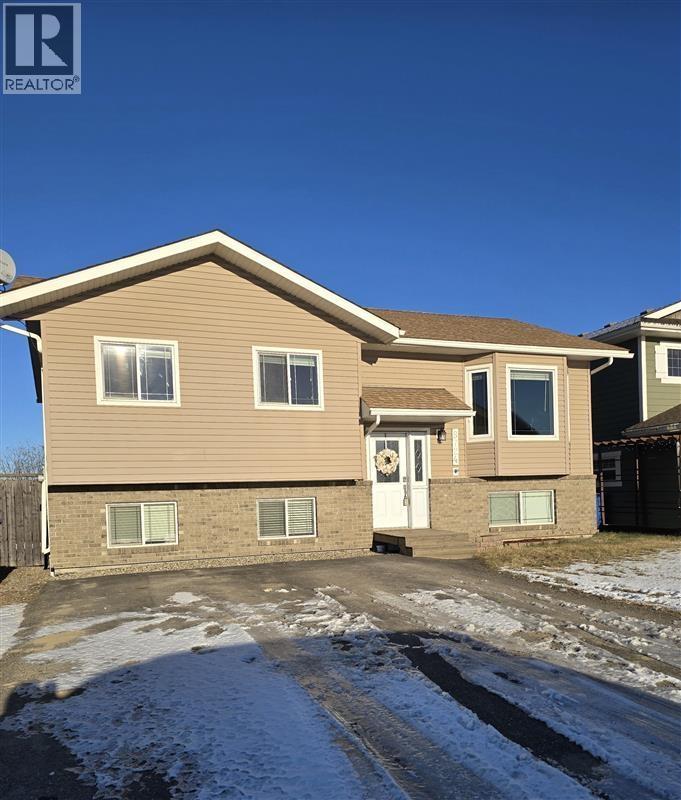 8724 114 AVENUE, Fort St. John, British Columbia