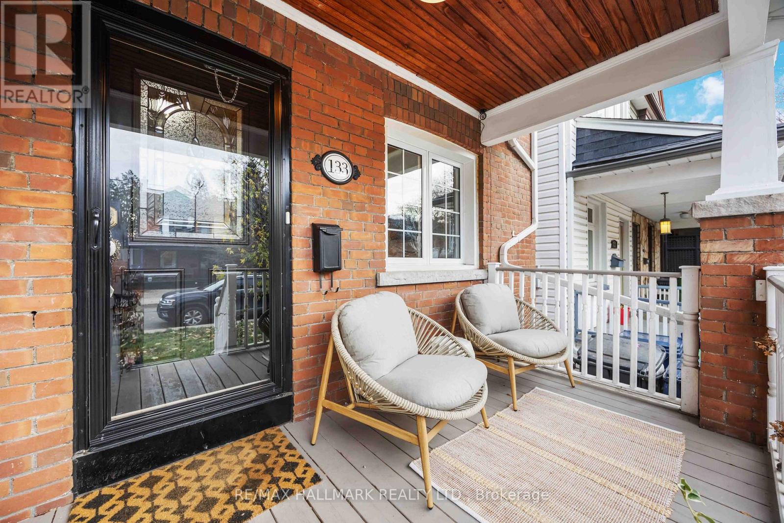 133 Glenmore Road, Toronto, Ontario  M4L 3M2 - Photo 2 - E12574858