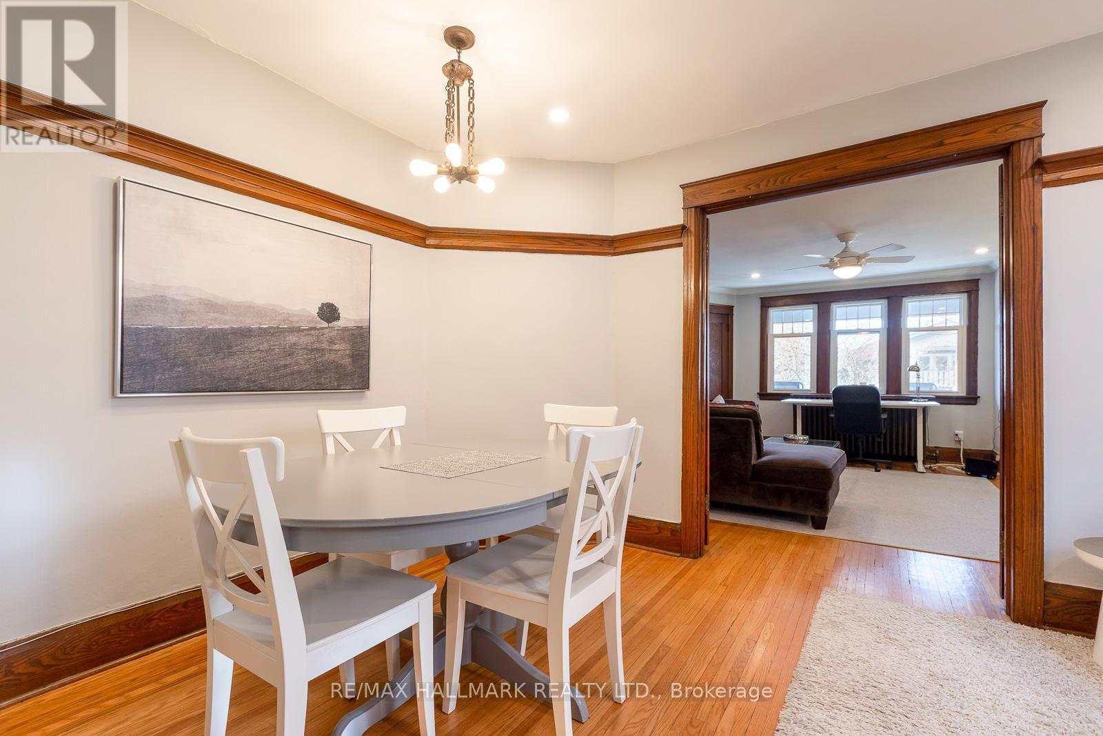 B (Upper) - 27 Hammersmith Avenue, Toronto, Ontario  M4E 2W3 - Photo 8 - E12576404