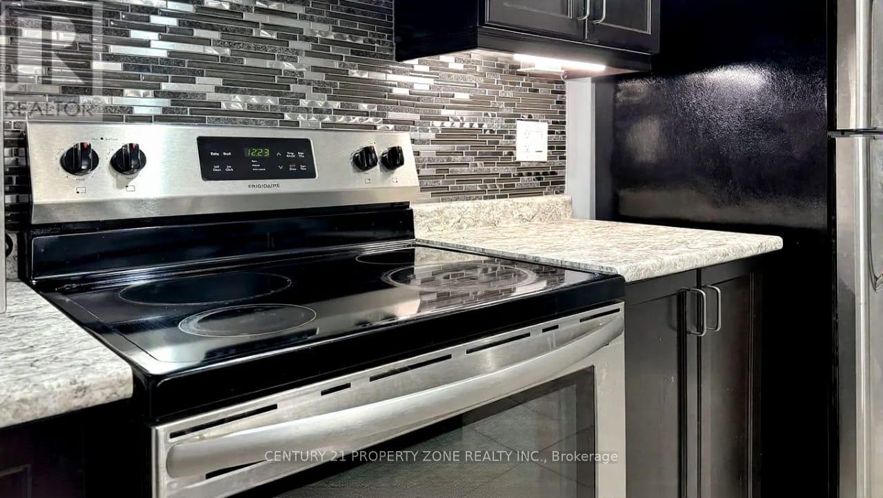 7 - 45 Heron Park Place, Toronto, Ontario  M1E 0B8 - Photo 4 - E12576440