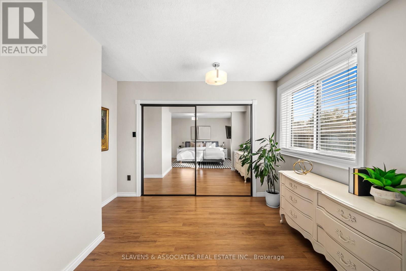 48 Billingsgate Crescent, Ajax, Ontario  L1S 2R8 - Photo 13 - E12576468