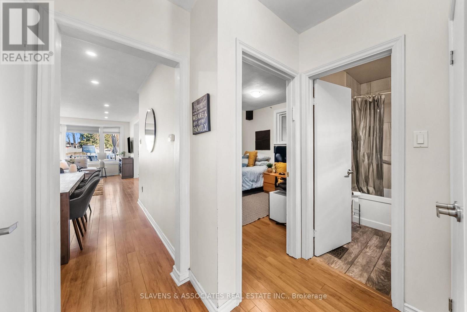 48 Billingsgate Crescent, Ajax, Ontario  L1S 2R8 - Photo 9 - E12576468