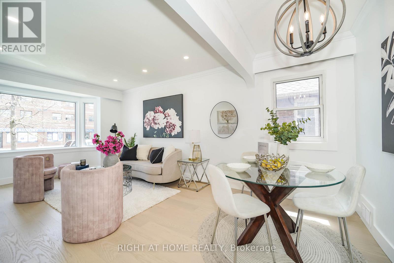 1360 Woodbine Avenue, Toronto, Ontario  M4C 4G5 - Photo 10 - E12576522