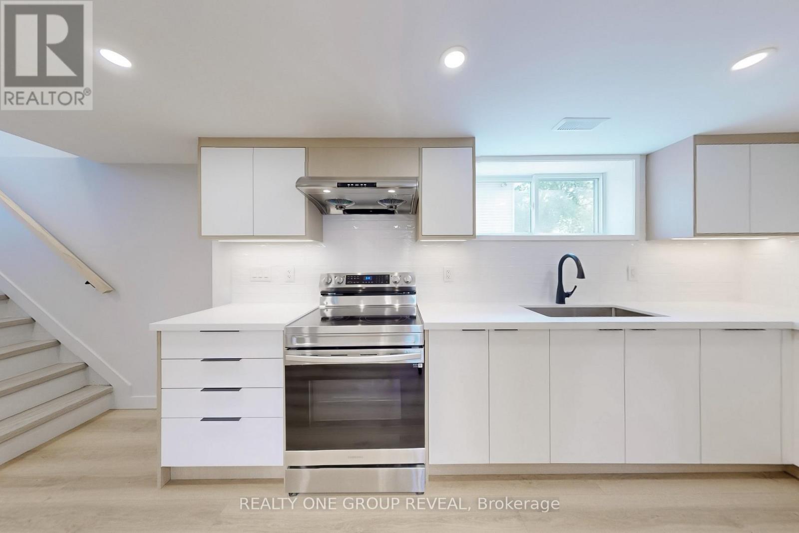 Lower - 739 Annland Street, Pickering, Ontario  L1W 1B5 - Photo 11 - E12576558