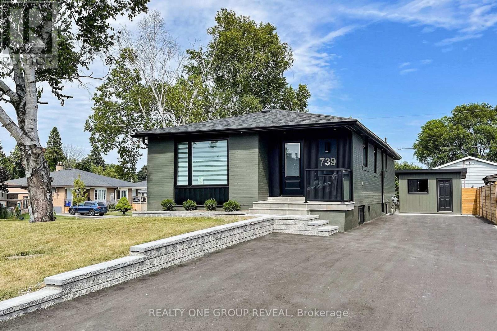 UPPER - 739 ANNLAND STREET, Pickering, Ontario