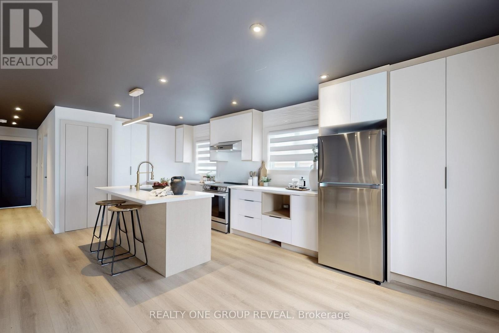 Upper - 739 Annland Street, Pickering, Ontario  L1W 1B5 - Photo 11 - E12576564