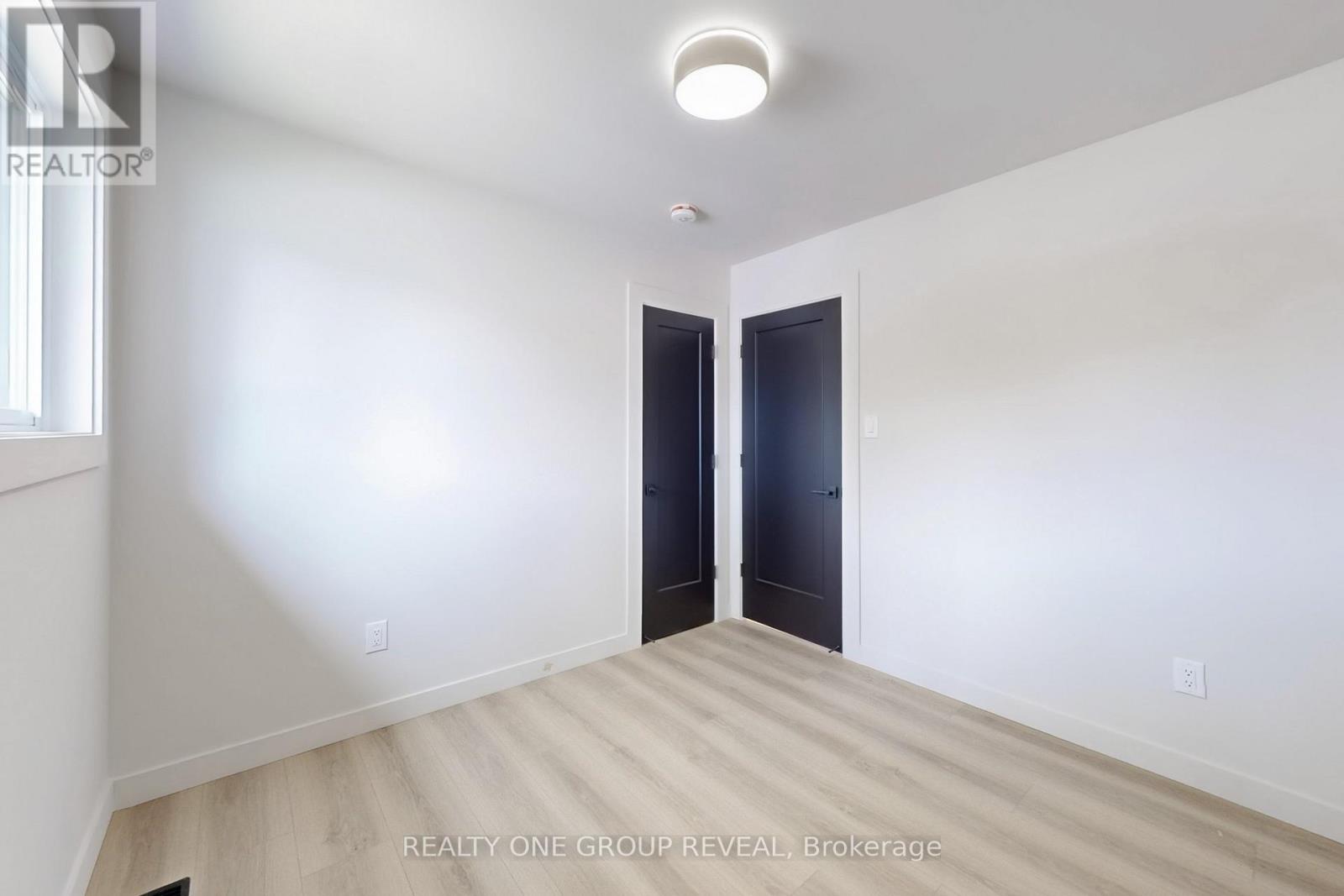 Upper - 739 Annland Street, Pickering, Ontario  L1W 1B5 - Photo 23 - E12576564