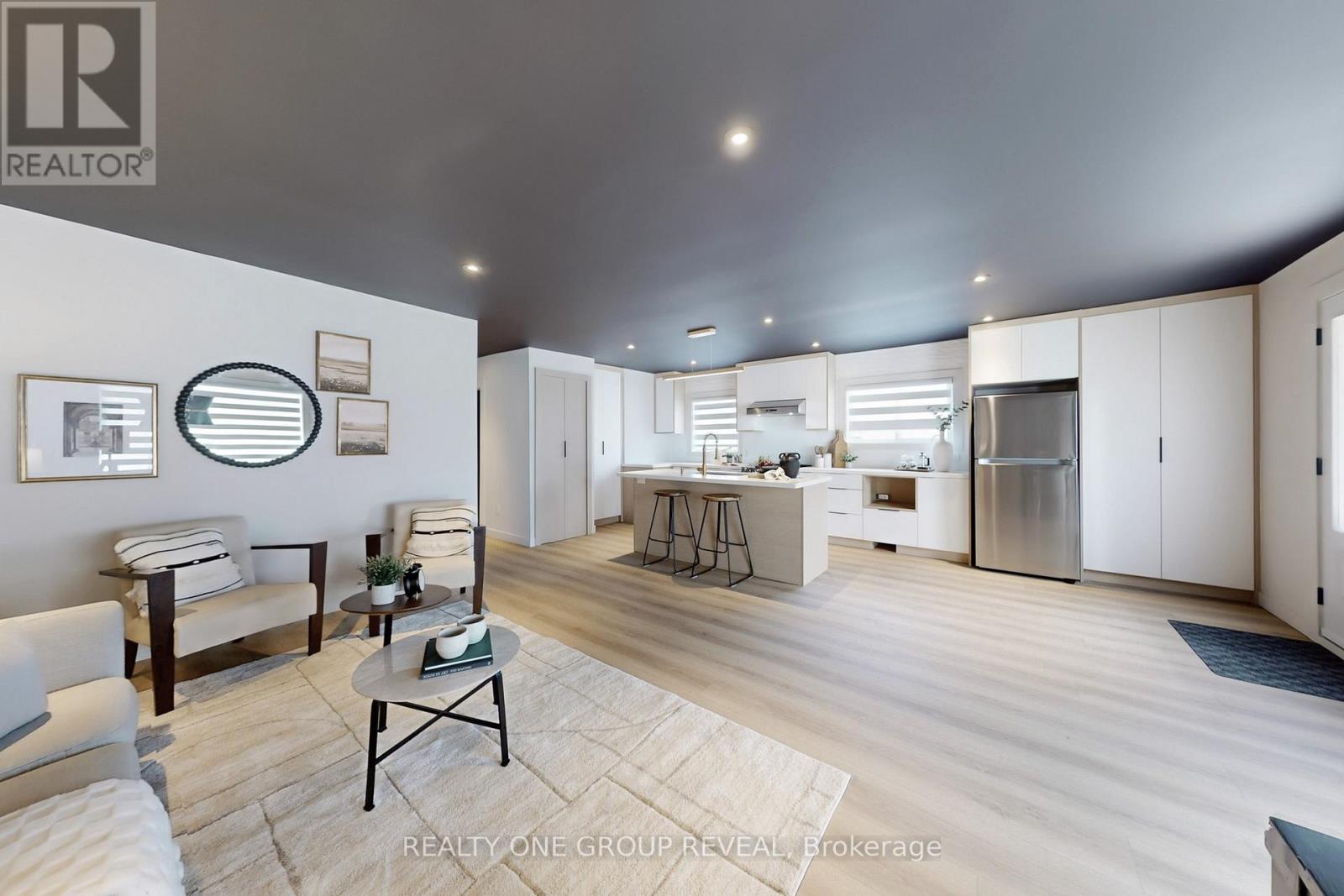 Upper - 739 Annland Street, Pickering, Ontario  L1W 1B5 - Photo 6 - E12576564