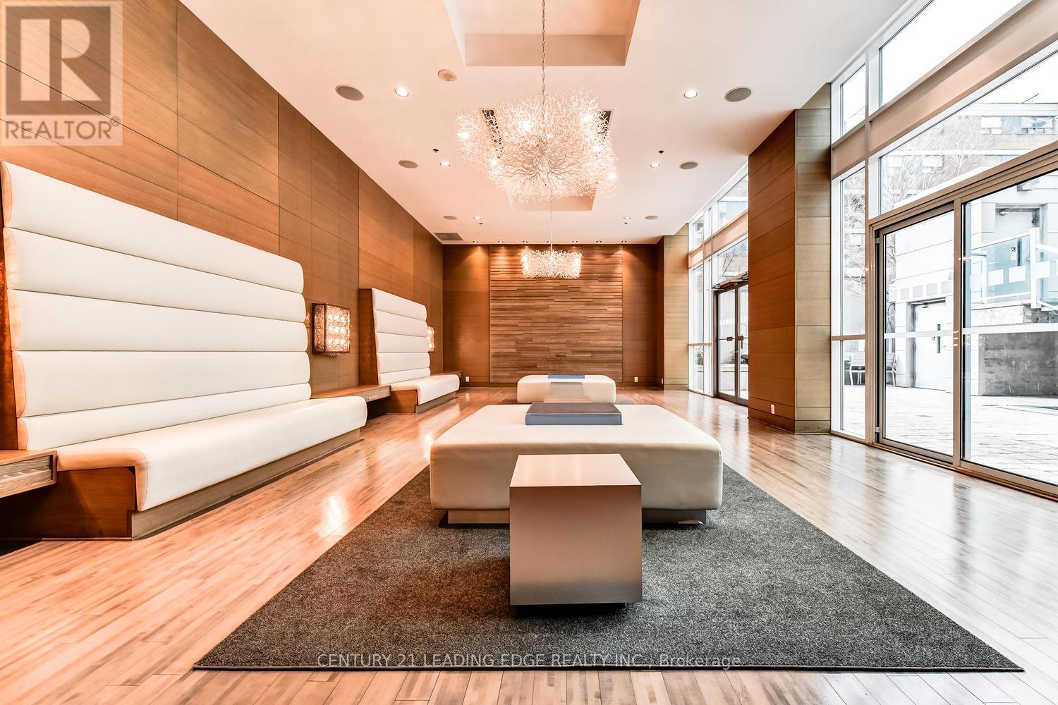 1002 - 96 St Patrick Street, Toronto, Ontario  M5T 1V2 - Photo 10 - C12575108