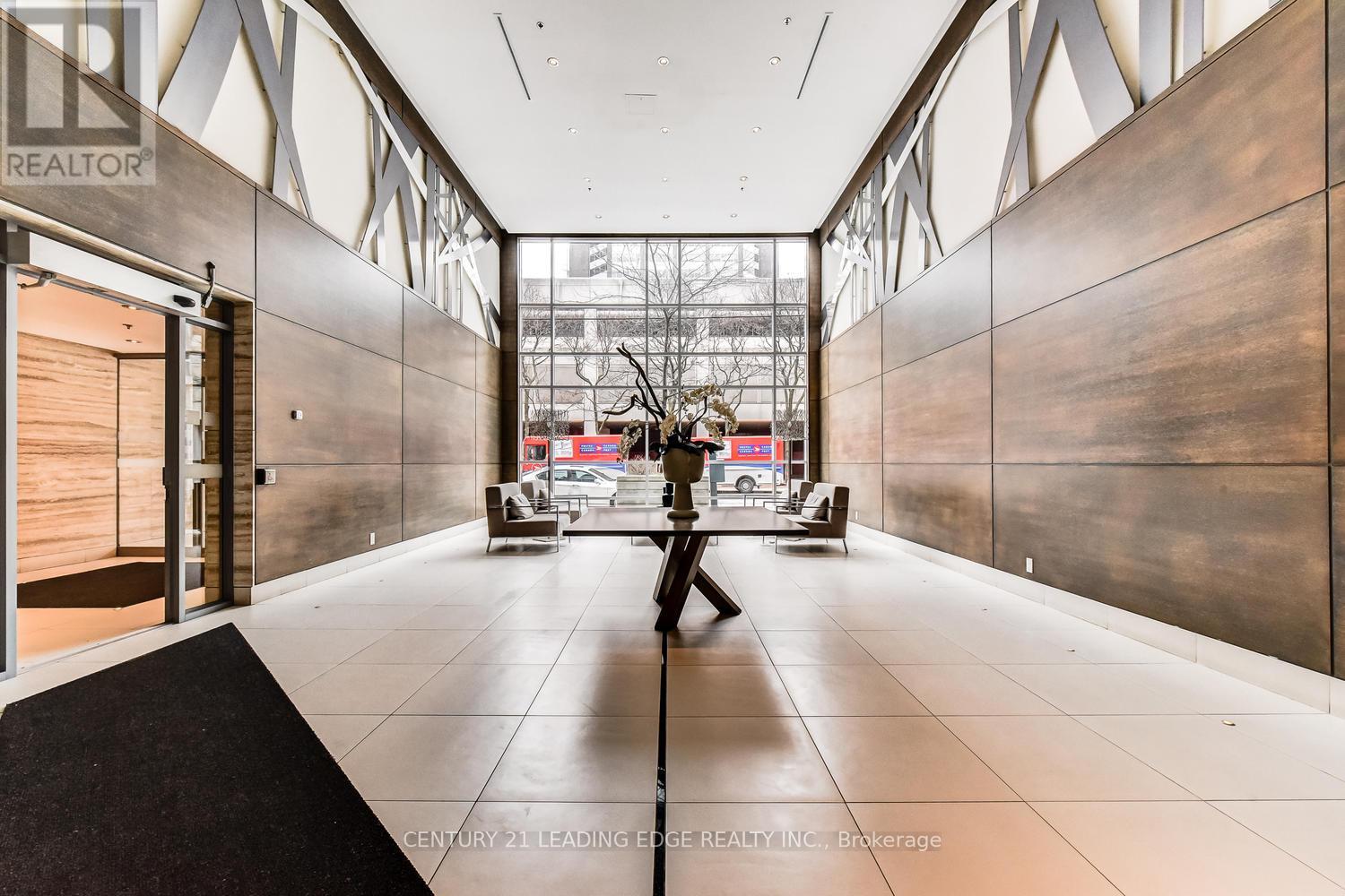 1002 - 96 St Patrick Street, Toronto, Ontario  M5T 1V2 - Photo 3 - C12575108