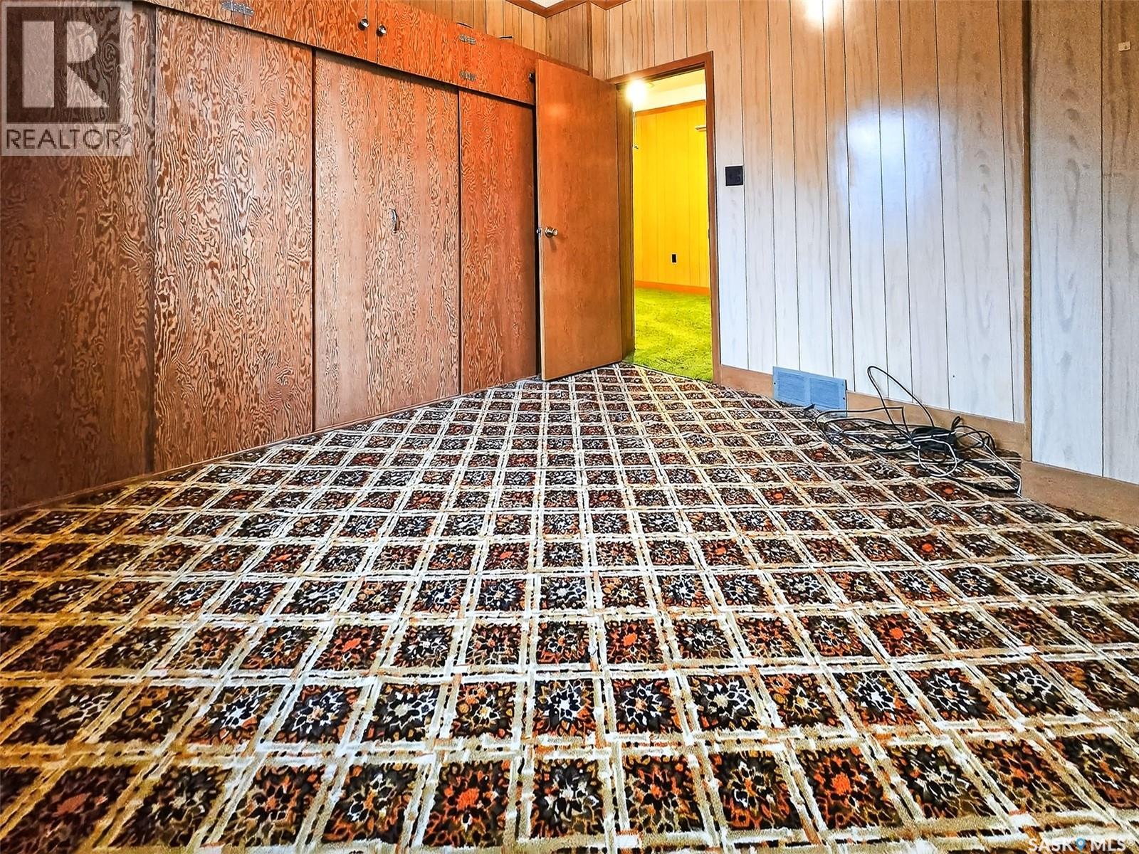 152 & 162 3rd Avenue W, Central Butte, Saskatchewan  S0H 0T0 - Photo 15 - SK024677