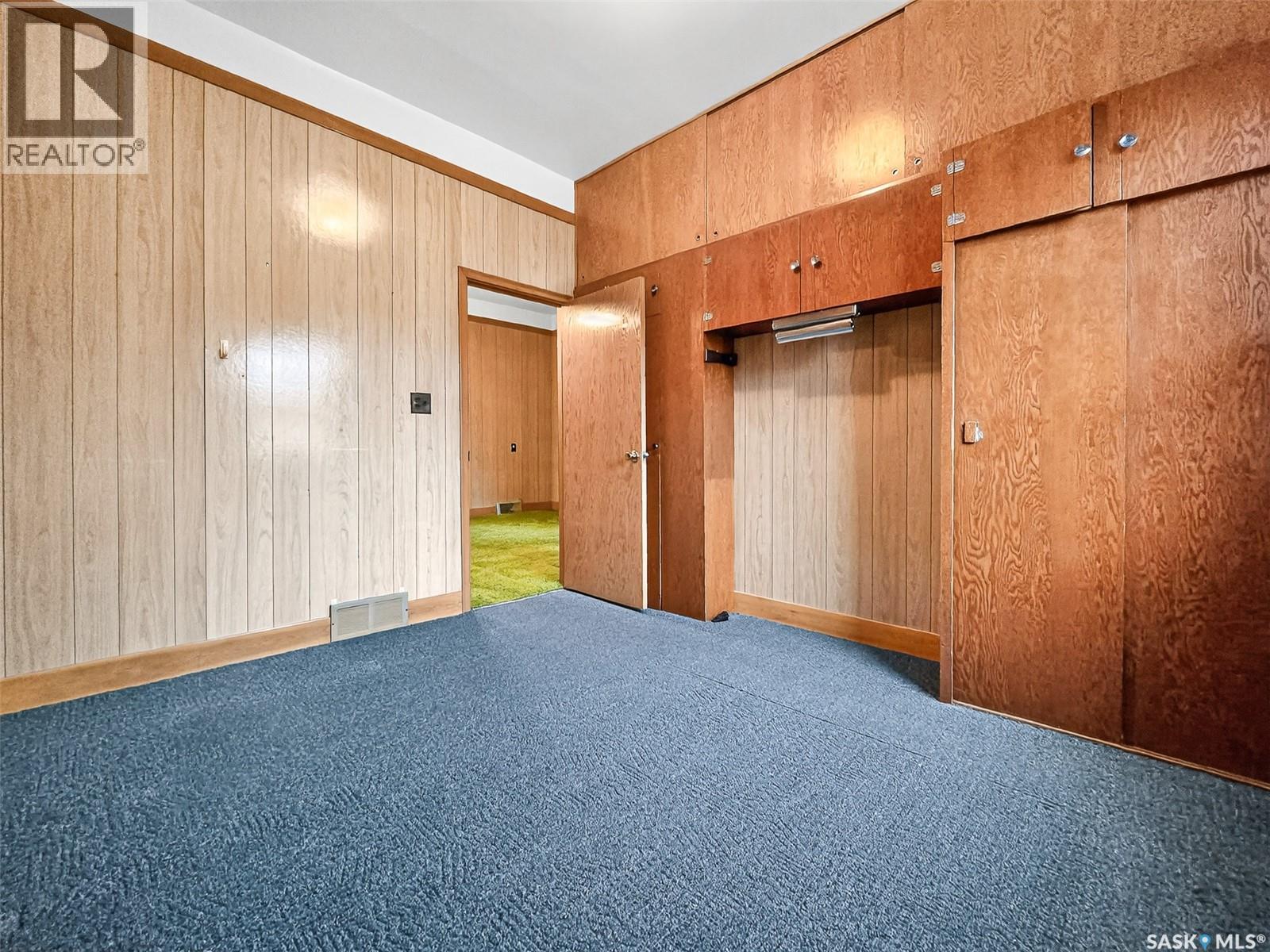 152 & 162 3rd Avenue W, Central Butte, Saskatchewan  S0H 0T0 - Photo 17 - SK024677