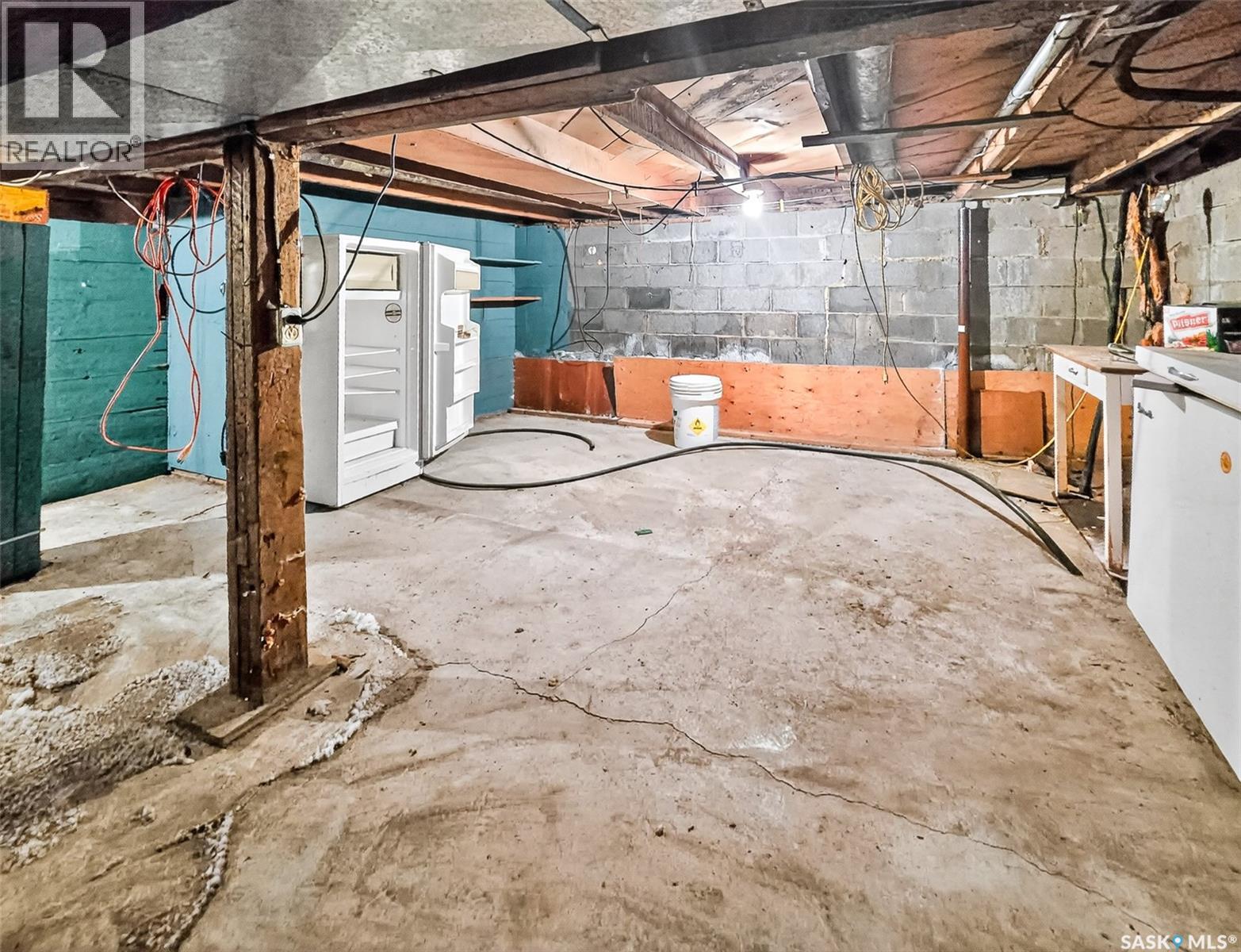 152 & 162 3rd Avenue W, Central Butte, Saskatchewan  S0H 0T0 - Photo 26 - SK024677