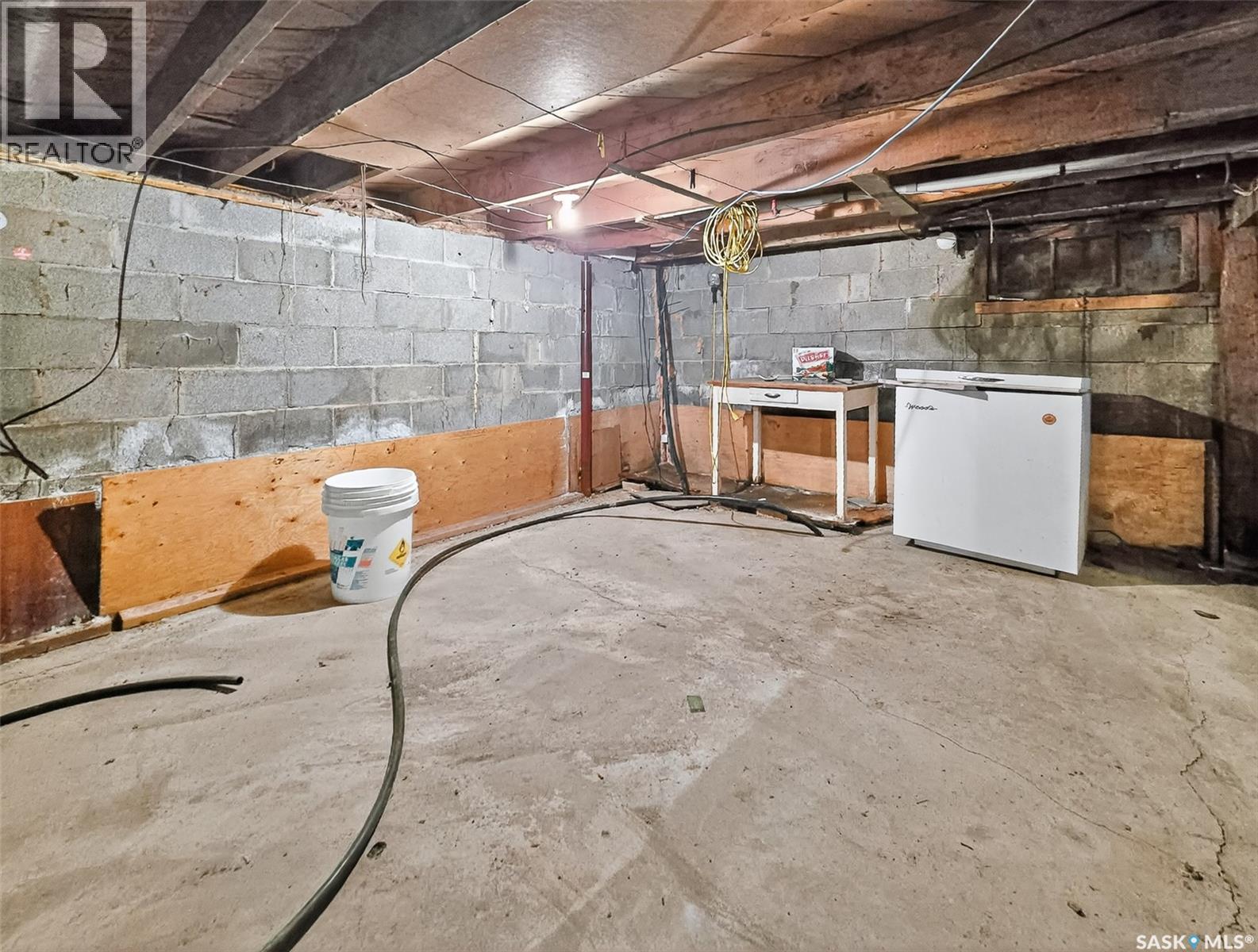 152 & 162 3rd Avenue W, Central Butte, Saskatchewan  S0H 0T0 - Photo 28 - SK024677