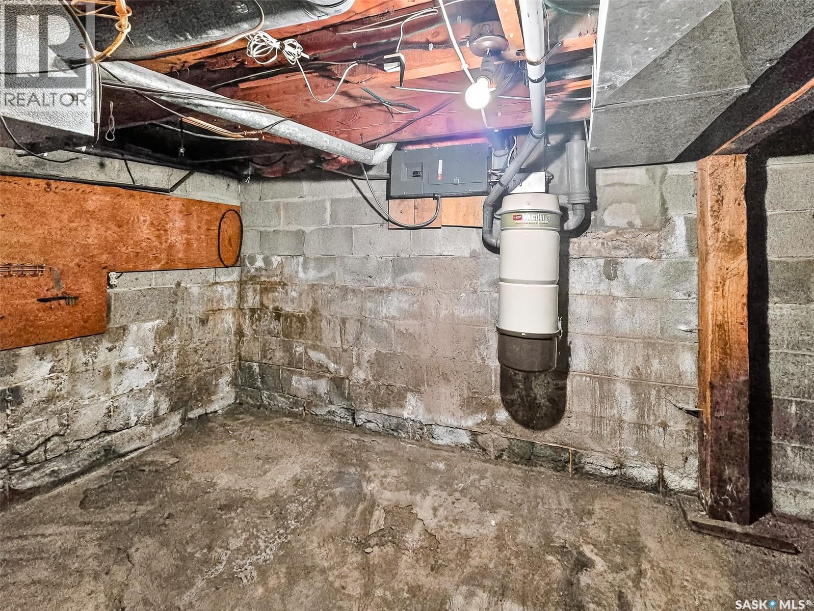 152 & 162 3rd Avenue W, Central Butte, Saskatchewan  S0H 0T0 - Photo 29 - SK024677