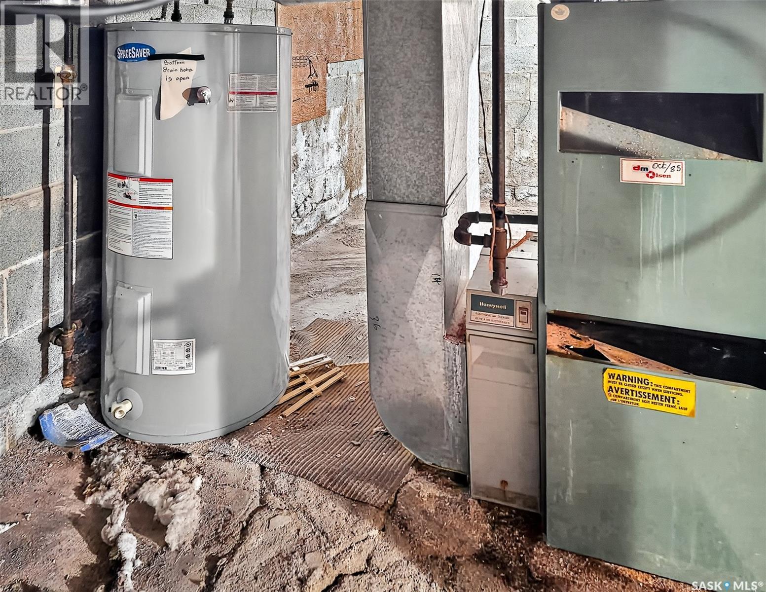 152 & 162 3rd Avenue W, Central Butte, Saskatchewan  S0H 0T0 - Photo 30 - SK024677