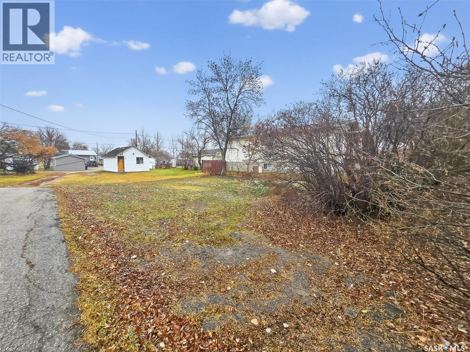 152 & 162 3rd Avenue W, Central Butte, Saskatchewan  S0H 0T0 - Photo 33 - SK024677