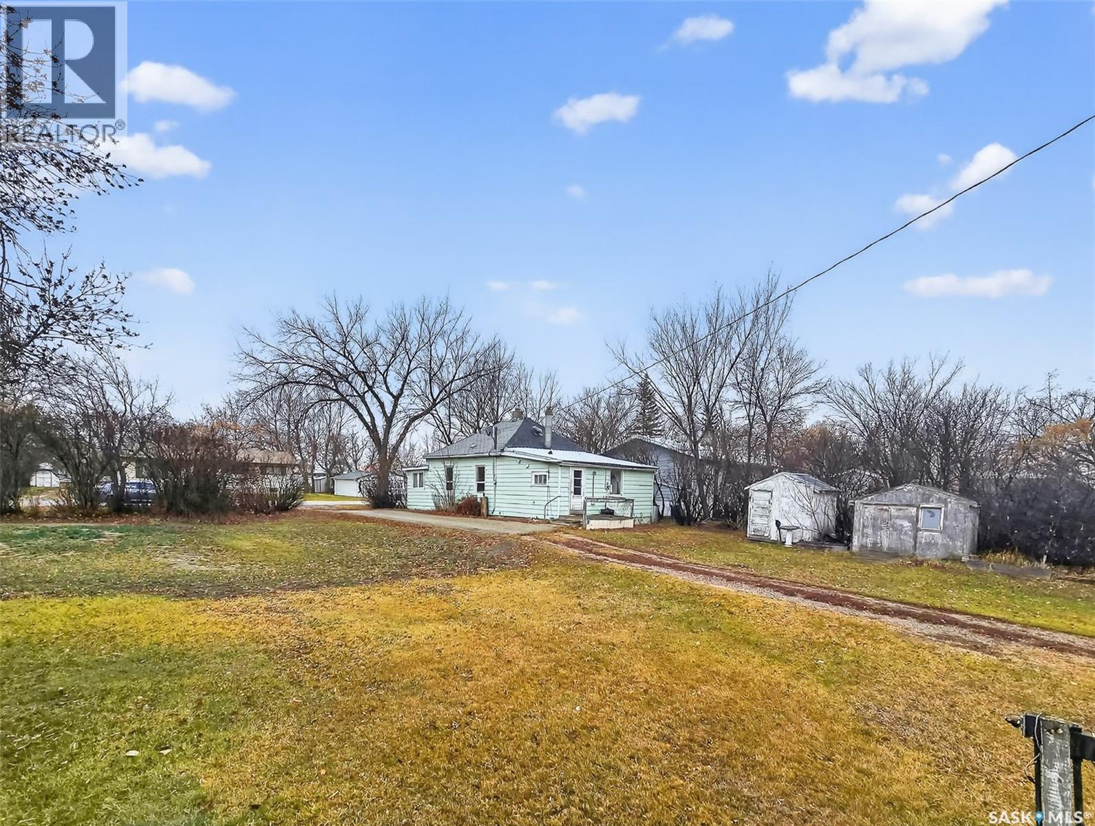 152 & 162 3rd Avenue W, Central Butte, Saskatchewan  S0H 0T0 - Photo 39 - SK024677