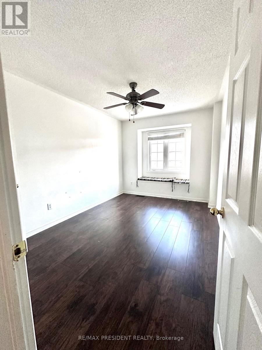 13 Rockgarden Trail N, Brampton, Ontario L6R 3M9 - Photo 11 - W12575976