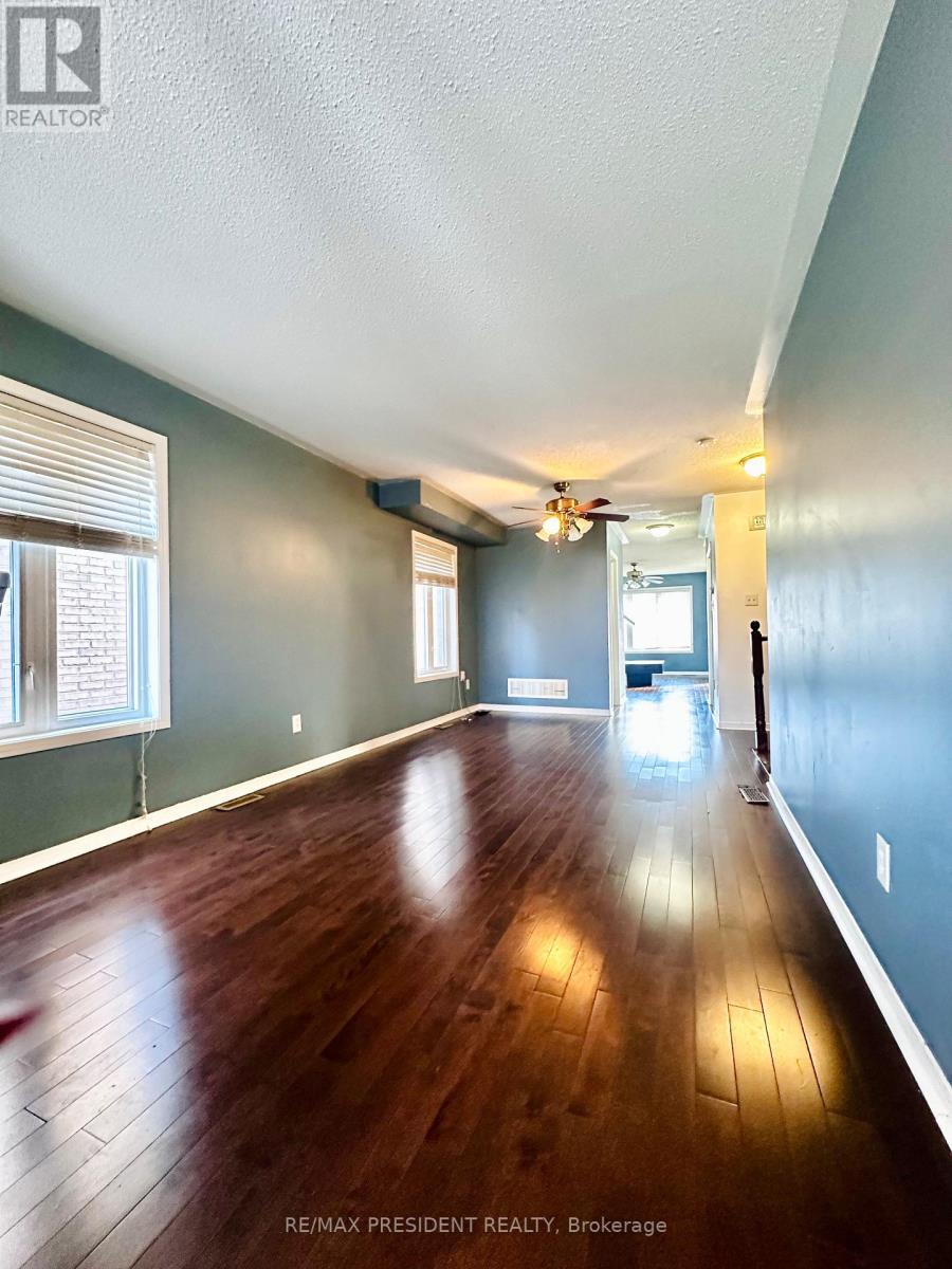 13 Rockgarden Trail N, Brampton, Ontario L6R 3M9 - Photo 3 - W12575976