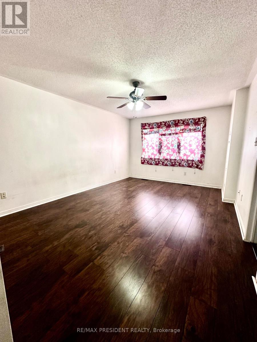 13 Rockgarden Trail N, Brampton, Ontario L6R 3M9 - Photo 5 - W12575976