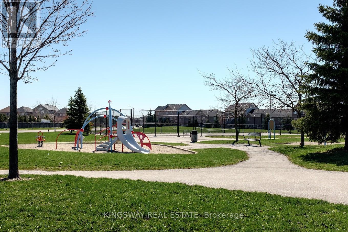 102 Lucena Crescent, Vaughan, Ontario  L6A 2W4 - Photo 26 - N12576384