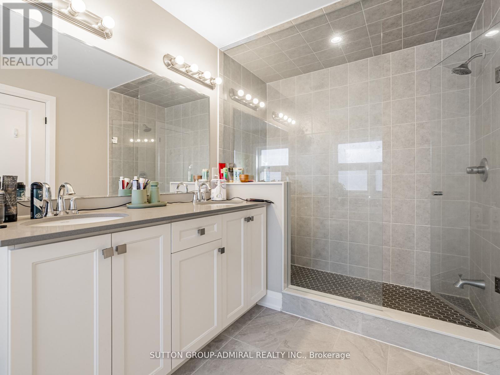 915 Isaac Phillips Way, Newmarket, Ontario  L3X 2Y8 - Photo 23 - N12576416