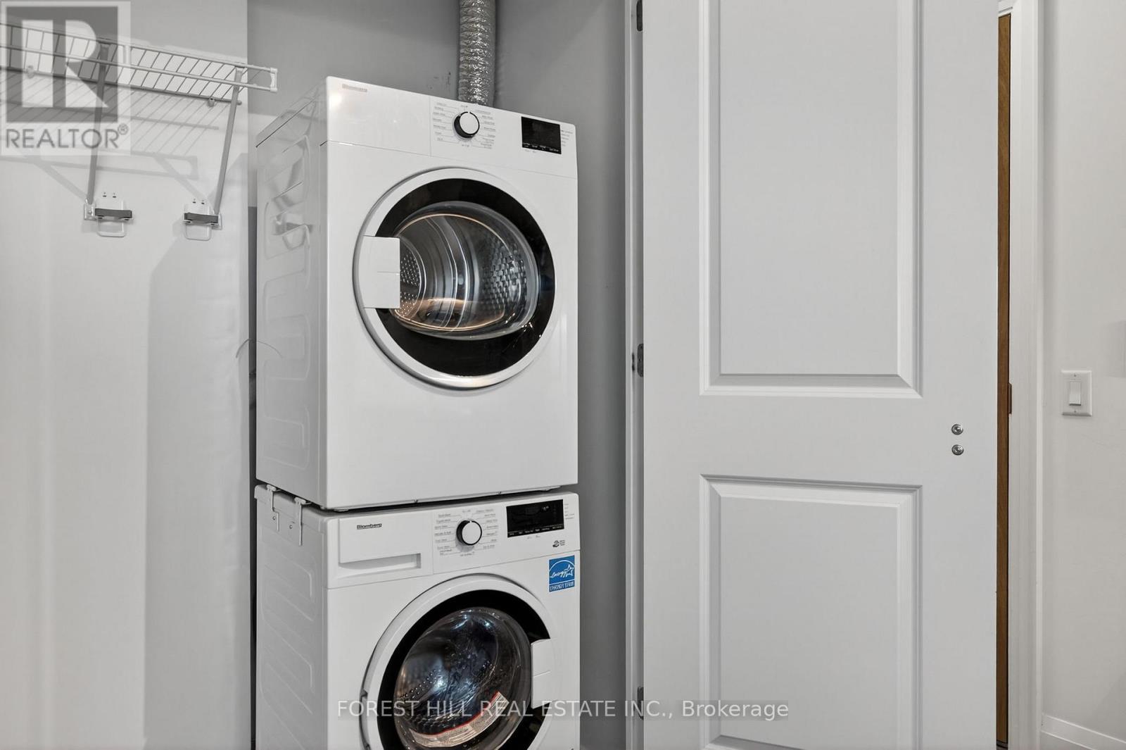 208 - 10 Gatineau Drive, Vaughan, Ontario  L4J 0L2 - Photo 12 - N12576474