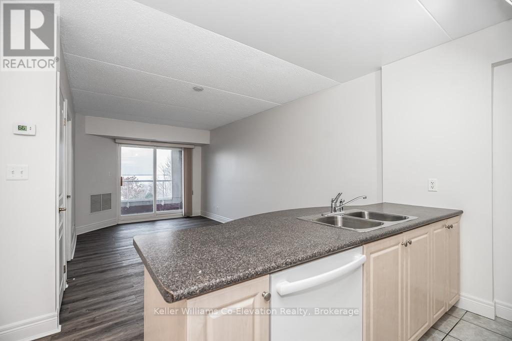 208 - 280 Aberdeen Boulevard, Midland, Ontario  L4R 5N4 - Photo 12 - S12576566