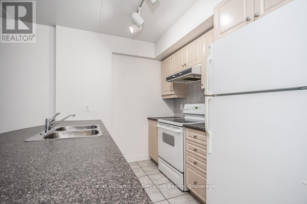 208 - 280 Aberdeen Boulevard, Midland, Ontario  L4R 5N4 - Photo 9 - S12576566