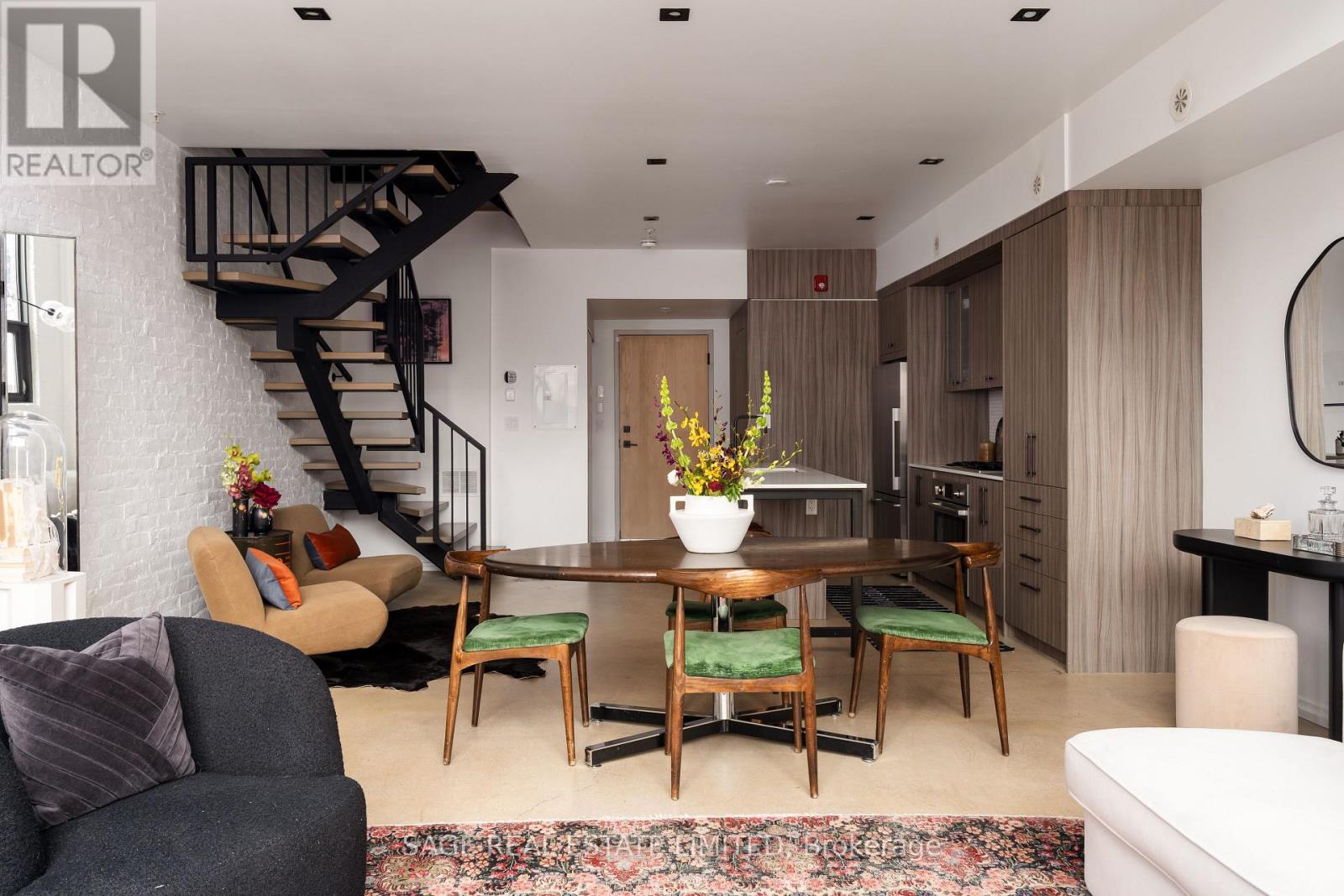 10 - 50 Bartlett Avenue, Toronto, Ontario  M6H 3E6 - Photo 6 - W12576388