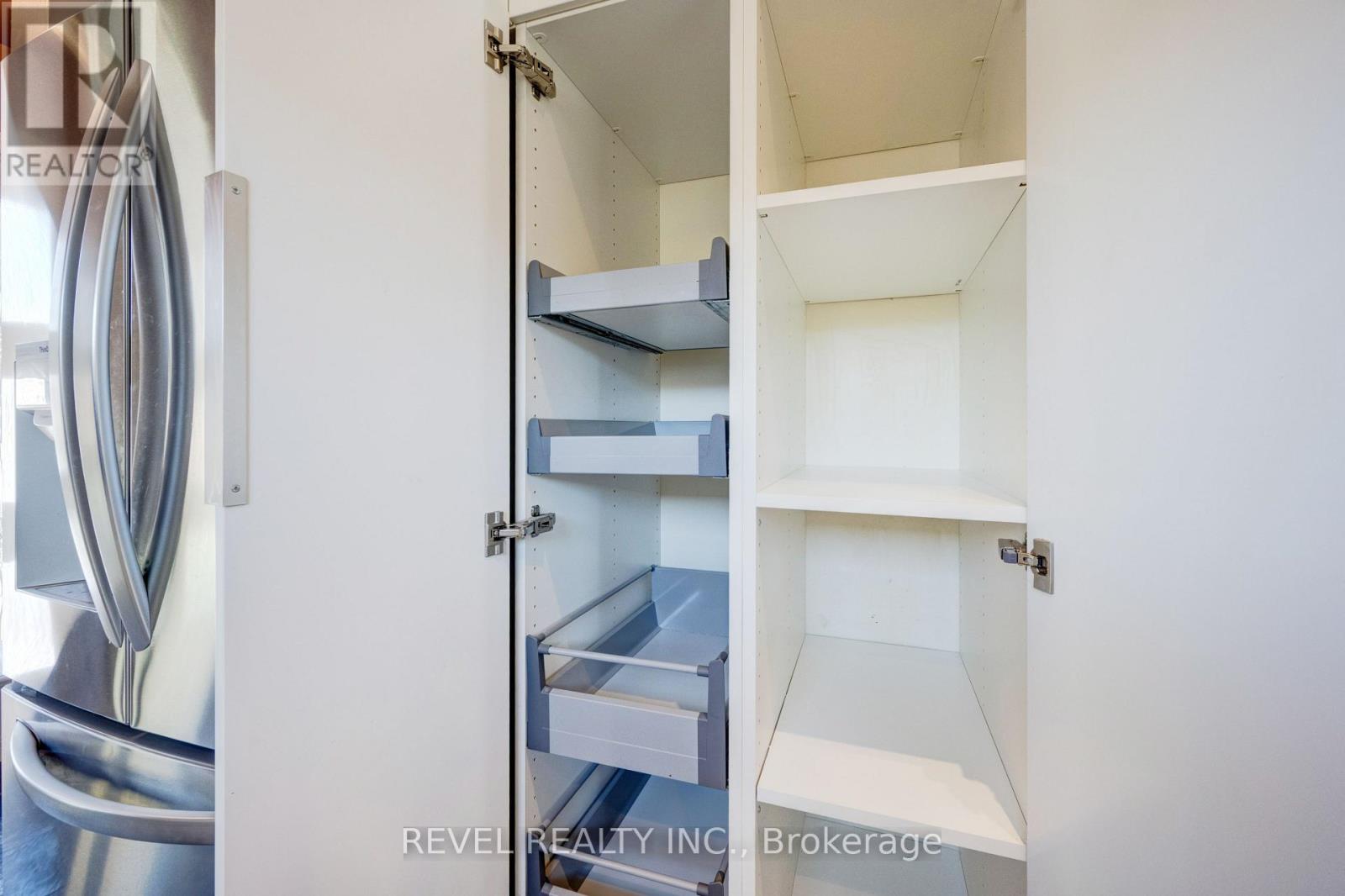 44 Marblehead Crescent, Brampton, Ontario  L6S 2V1 - Photo 13 - W12576406