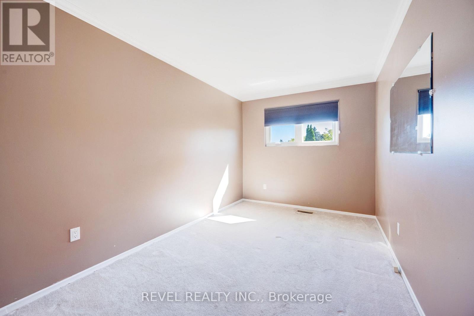 44 Marblehead Crescent, Brampton, Ontario  L6S 2V1 - Photo 16 - W12576406