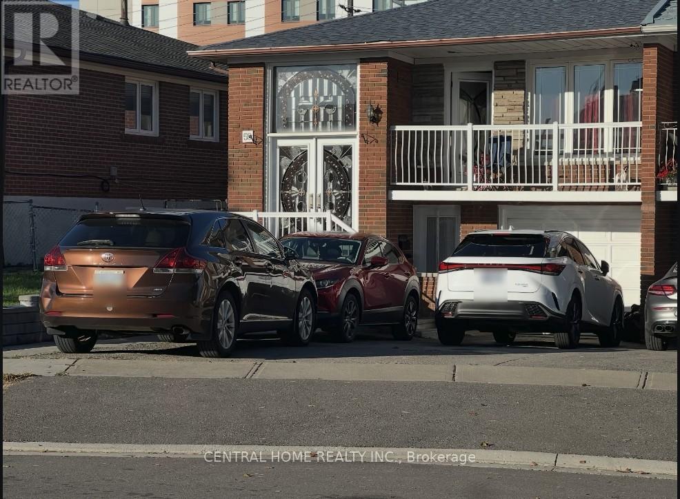 59 Blaney Crescent, Toronto, Ontario  M3N 1L3 - Photo 26 - W12576412