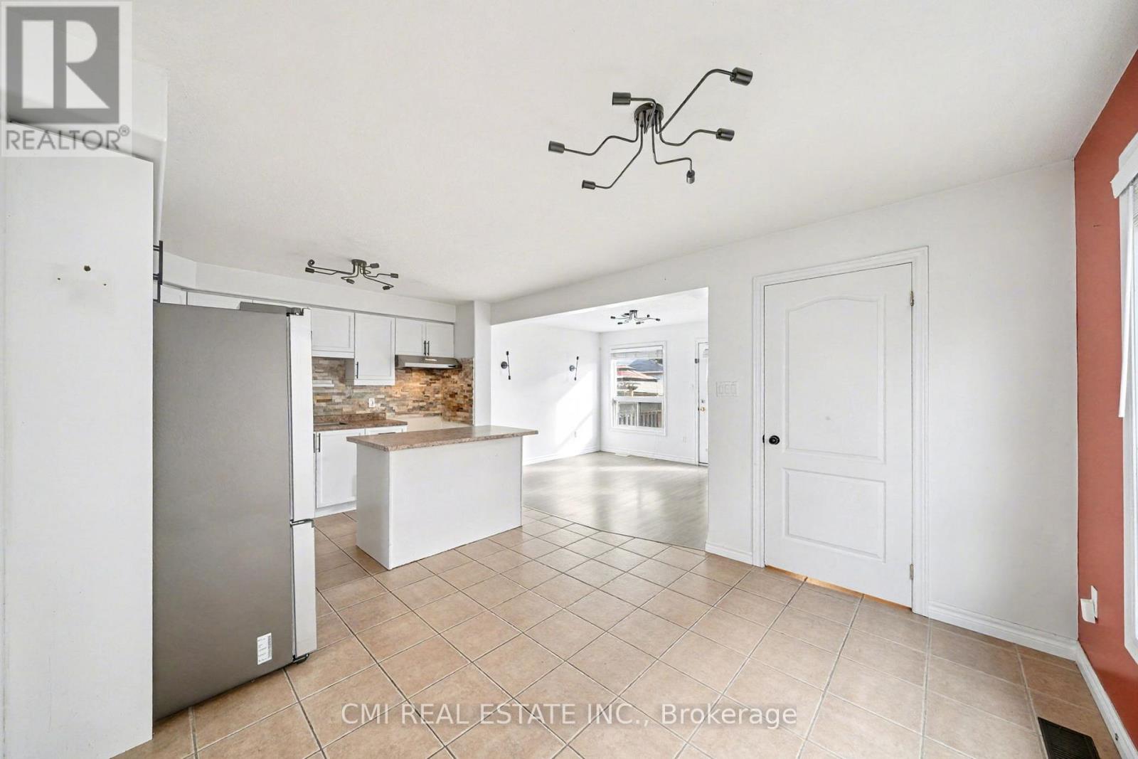 274 Amelia Street, Orangeville, Ontario  L9W 0B4 - Photo 11 - W12576516