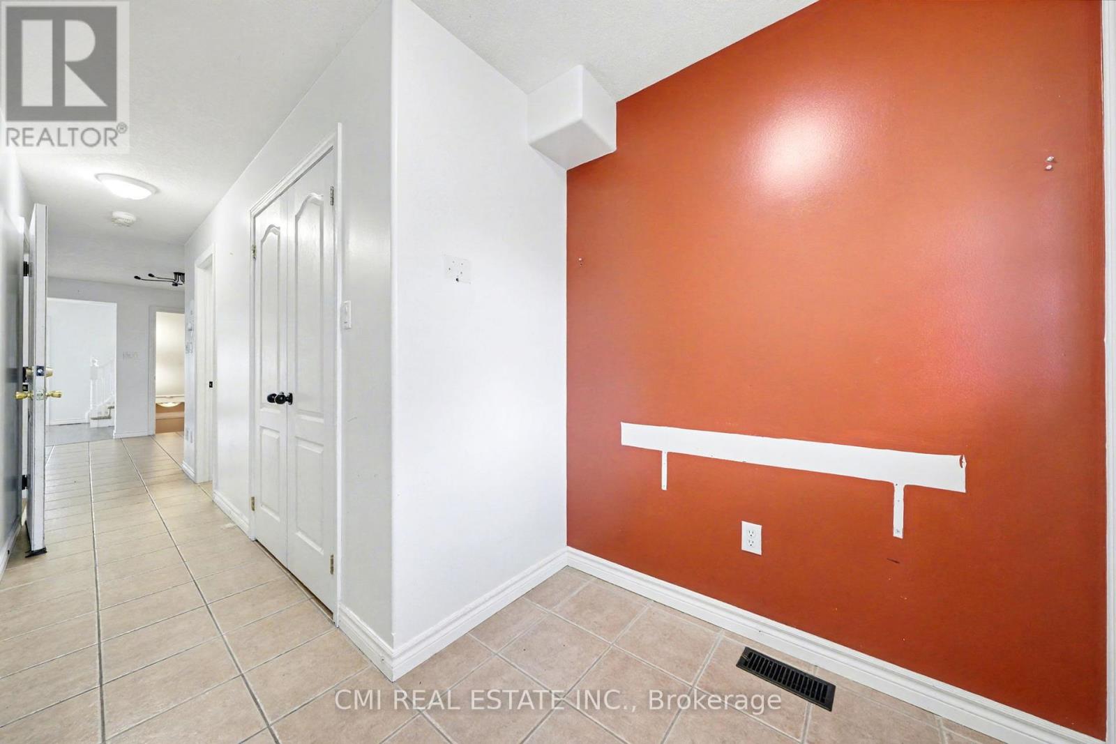 274 Amelia Street, Orangeville, Ontario  L9W 0B4 - Photo 8 - W12576516