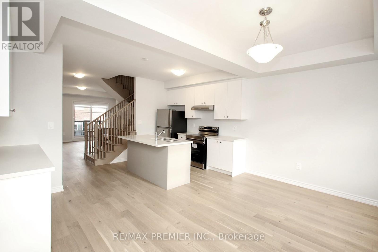 5897 Saigon Street, Mississauga, Ontario  L5V 2V9 - Photo 14 - W12576524