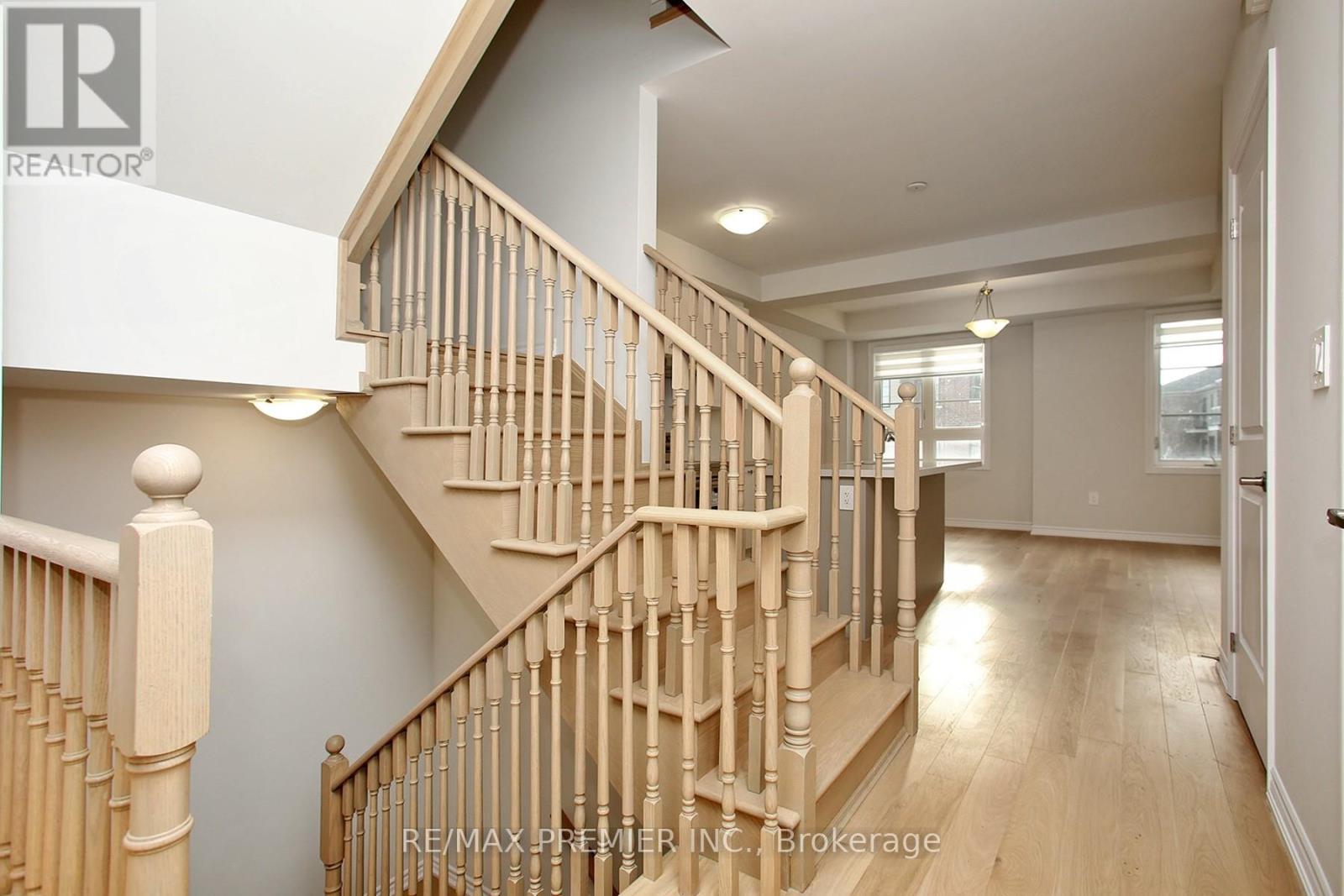 5897 Saigon Street, Mississauga, Ontario  L5V 2V9 - Photo 22 - W12576524