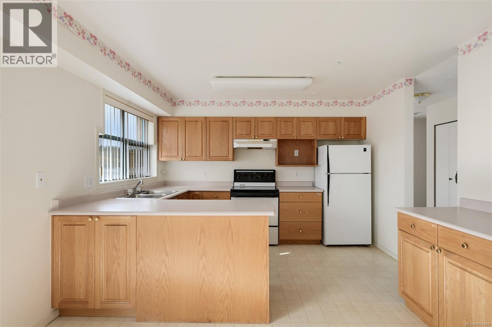 405 1063 Southgate St, Victoria, British Columbia  V8V 2Z1 - Photo 9 - 1021089