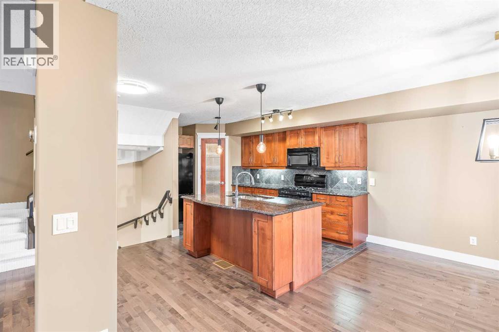 402, 10 Discovery Ridge Hill Sw, Calgary, Alberta  T3H 5X2 - Photo 9 - A2270328