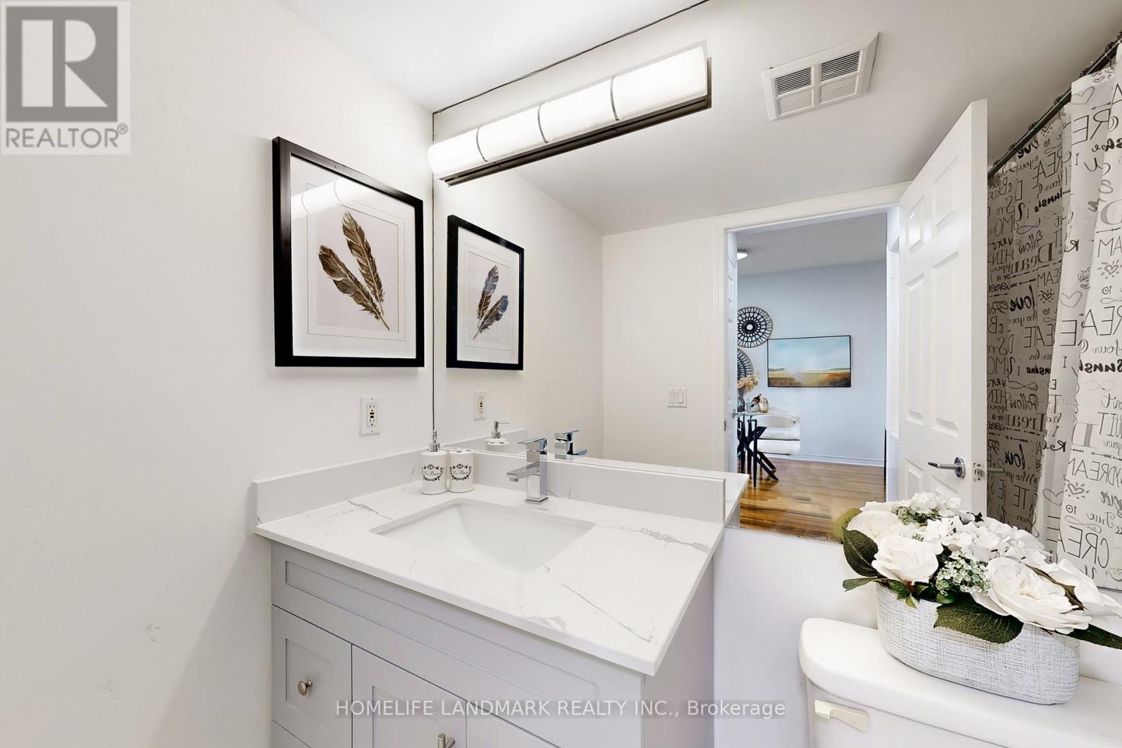 404 - 451 Rosewell Avenue, Toronto, Ontario  M4R 2H8 - Photo 18 - C12478685